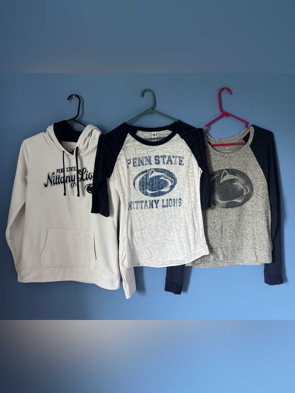 Penn State Women’s Bundle Medium and Large (middle shirt)